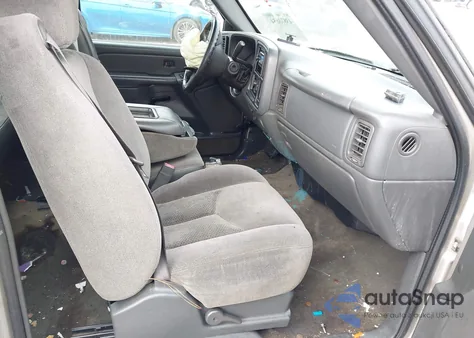 2005 Chevrolet Silverado 1500 Ls z USA, uszkodzony, nr VIN 1GCEC19V35Z285653